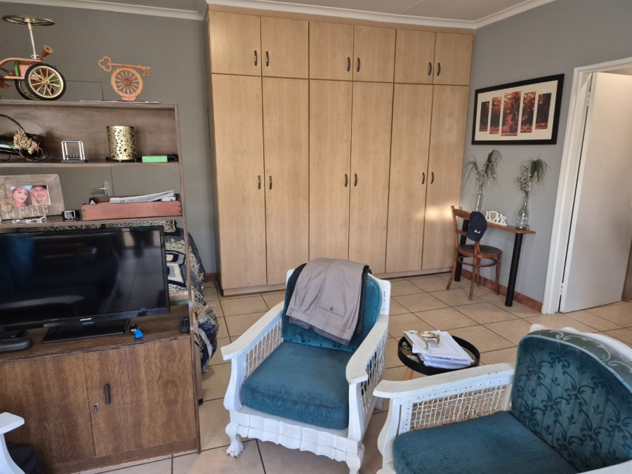 1 Bedroom Property for Sale in Hospitaalpark Free State